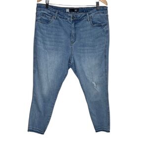 Kut from the Kloth Catherine Raw Hem Jeans Women Size 18